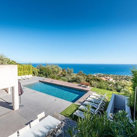 Vue Panoramique Sur La Baie De St Tropez Villa Les Issambres Kültér fotó